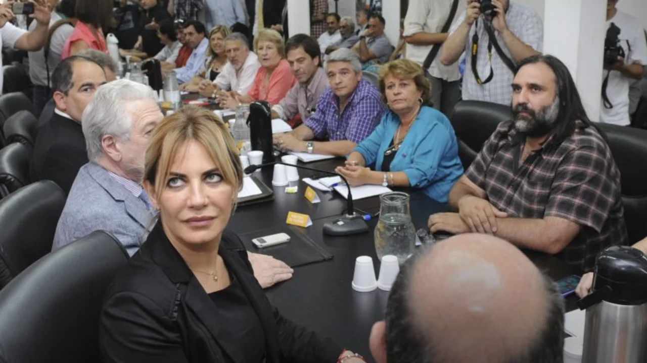 Paritarias: docentes bonaerenses acordaron un aumento con el gobierno