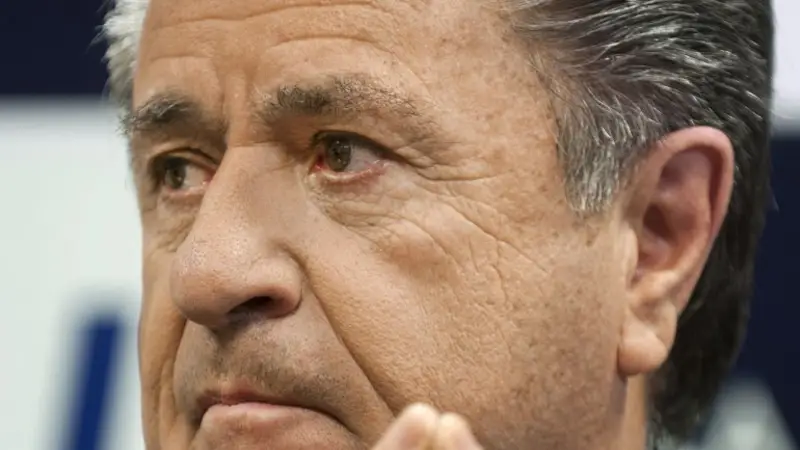 Duhalde: "No es de un país serio que se rete a un dirigente por ir a un lugar determinado"