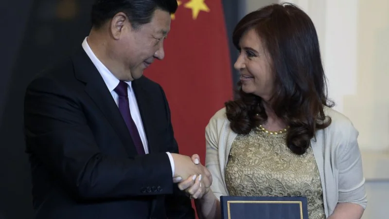 Ningún cuento chino: el gigante asiático promete duplicar inversiones en la región