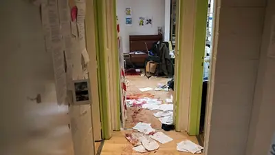 Así quedó la oficina de Charlie Hebdo: el dramático relato de los sobrevivientes Así quedó la oficina de Charlie Hebdo: el dramático relato de los sobrevivientes