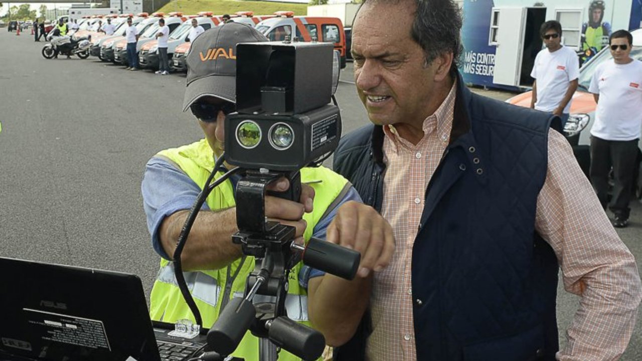 Scioli elogió a Kicillof y se diferenció de Insaurralde