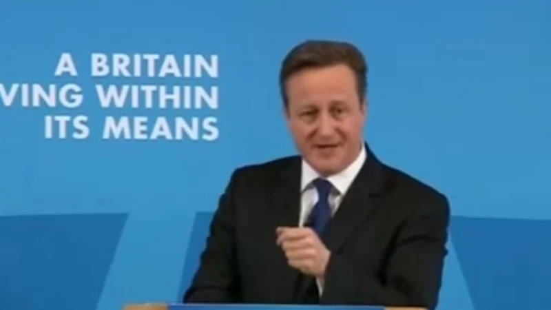 Por los ataques en París, David Cameron quiere bloquear Whatsapp