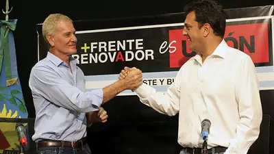 De Narváez ya se metió en campaña y criticó con todo a Macri De Narváez ya se metió en campaña y criticó con todo a Macri