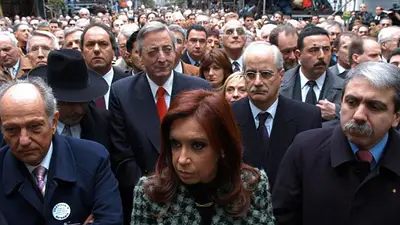 Cristina, un mensaje en Twitter y una foto para responderle a Nisman Cristina, un mensaje en Twitter y una foto para responderle a Nisman