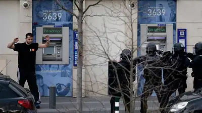 Francia: liberaron a los rehenes y arrestaron al secuestrador Francia: liberaron a los rehenes y arrestaron al secuestrador
