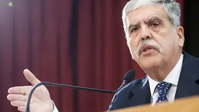 De Vido defendió el buen funcionamiento de la energía eléctrica De Vido defendió el buen funcionamiento de la energía eléctrica