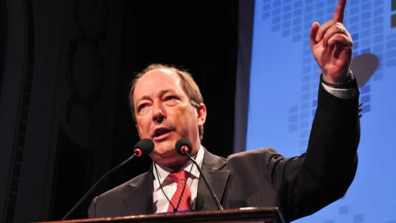 Sanz:  "Si la Presidente cree que no fue un suicidio, tiene que echar a la cúpula de Seguridad"