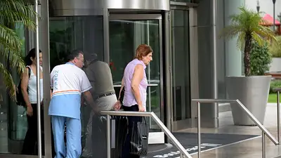 Buscan pruebas en una notebook de una hija de Nisman que estaba encendida Buscan pruebas en una notebook de una hija de Nisman que estaba encendida
