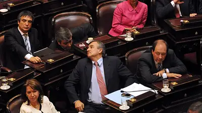 La oposición se prepara para enfrentar al Gobierno en el Senado La oposición se prepara para enfrentar al Gobierno en el Senado