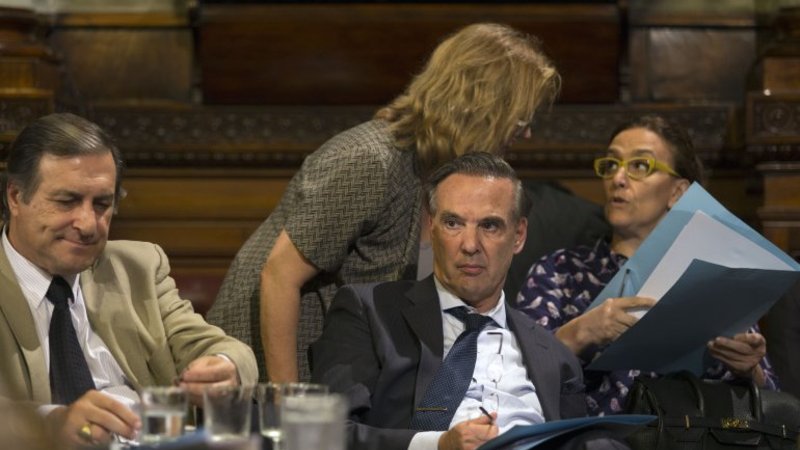 El bloque K no fue consultado por Michetti antes de los despidos