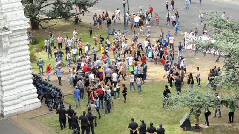 La CTA condenó la "salvaje represión" en La Plata