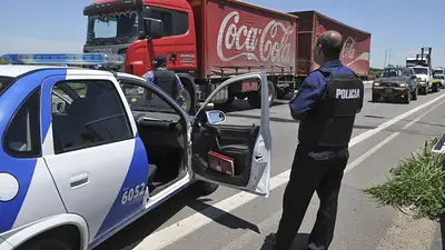 Pese a los desencuentros, la Policía de Santa Fe fue quien atrapó a los tres prófugos Pese a los desencuentros, la Policía de Santa Fe fue quien atrapó a los tres prófugos