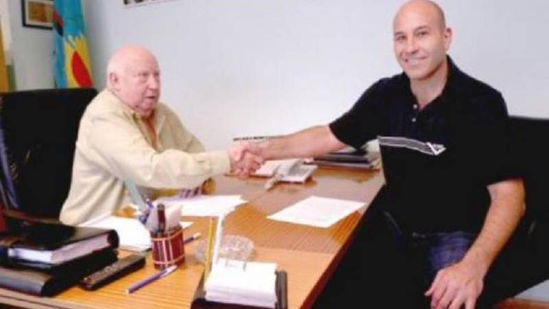 Despidos: Martiniano Molina y un polémico contrato