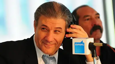 Víctor Hugo volvió a la radio y pudo hacer su esperado editorial Víctor Hugo volvió a la radio y pudo hacer su esperado editorial