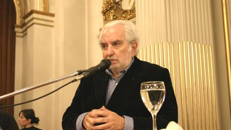 Pacho O´Donnell criticó la decisión de reemplazar a los próceres en los billetes