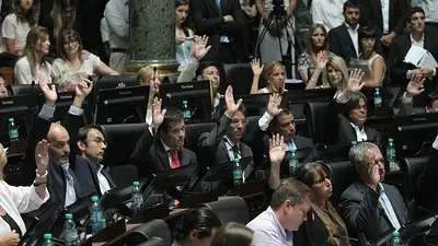 La Legislatura aprobó el traspaso de la Policía Federal a la Ciudad La Legislatura aprobó el traspaso de la Policía Federal a la Ciudad