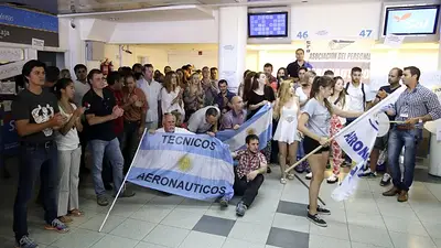 Sin acuerdo por Sol y hay alerta por despidos Sin acuerdo por Sol y hay alerta por despidos