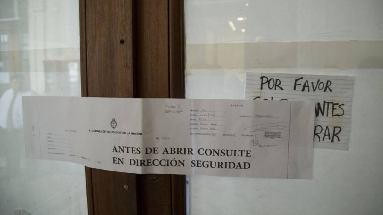 Por orden de Monzó, cerraron la oficina de Máximo Kirchner en el Congreso