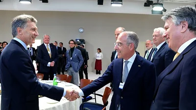 Las insólitas respuestas de Macri en el foro de Davos Las insólitas respuestas de Macri en el foro de Davos