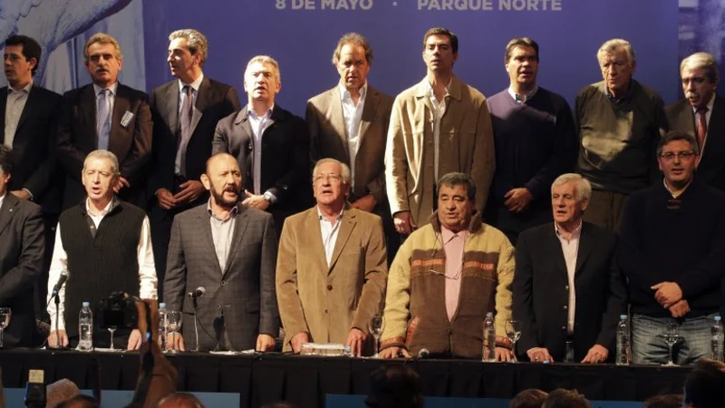 El PJ redefine su futuro en dos cumbres