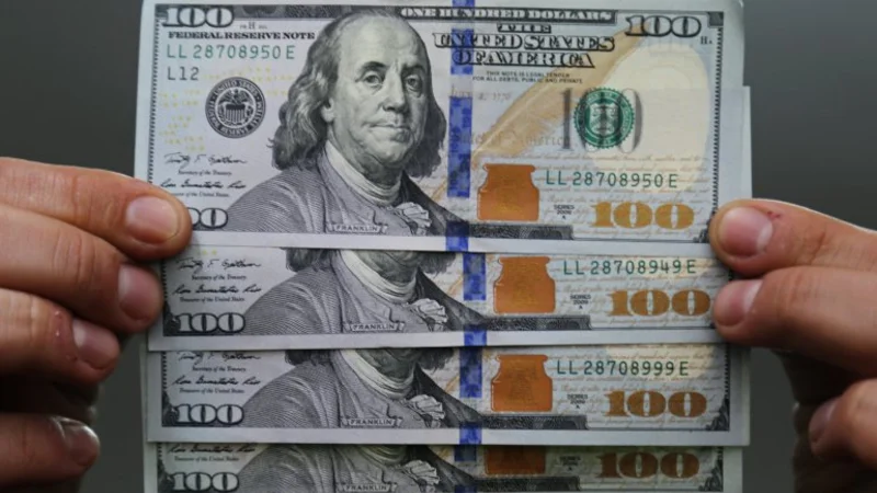 El dólar oficial avanzó a $ 14,04