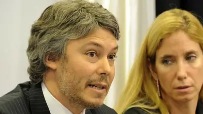Oficial: Macri designó a un abogado del FMI para presidir la UIF Oficial: Macri designó a un abogado del FMI para presidir la UIF