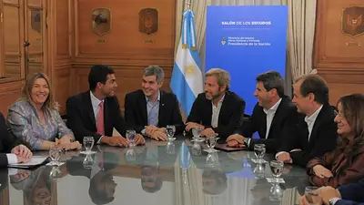 El gobierno le prometió a los gobernadores del PJ una nueva ley de coparticipación El gobierno le prometió a los gobernadores del PJ una nueva ley de coparticipación