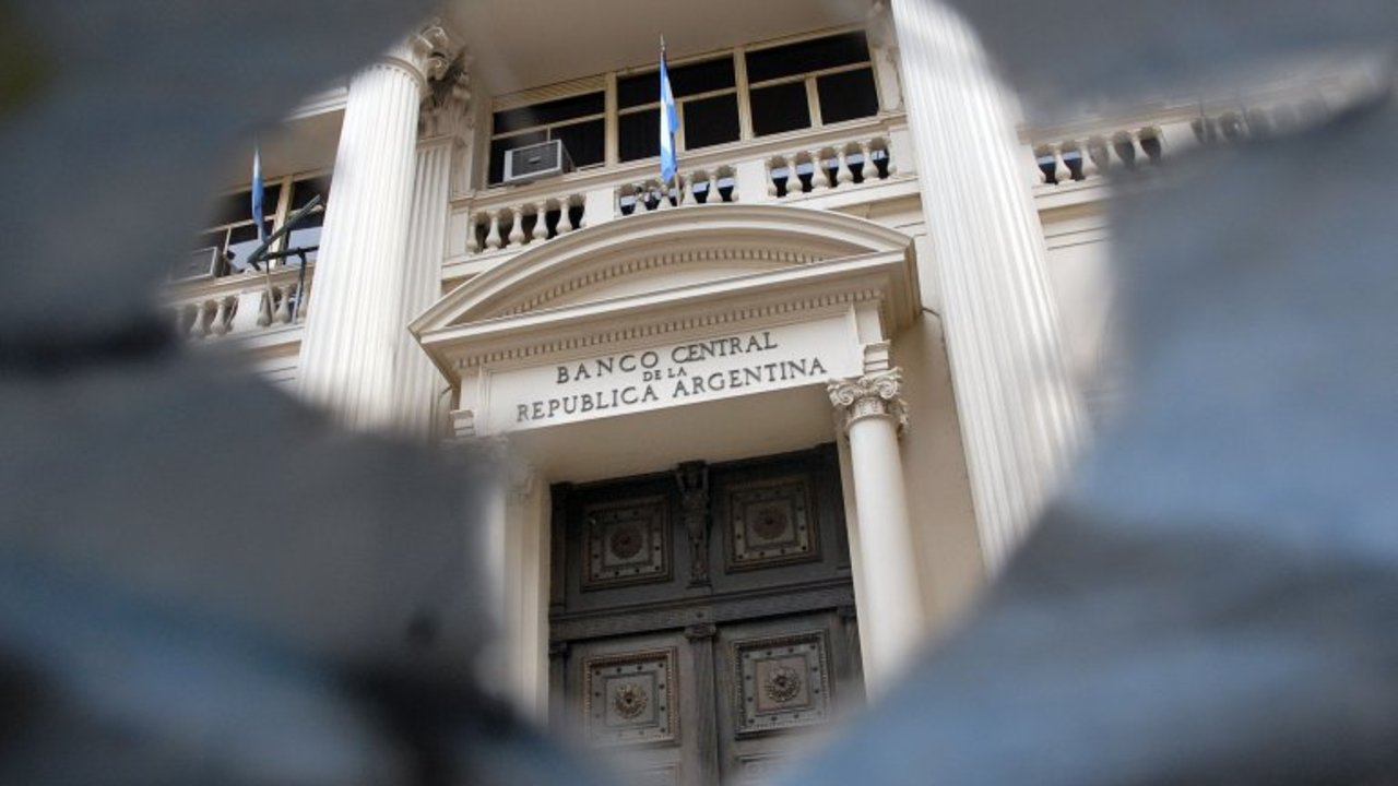Sigue la ola de despidos: ahora fue el turno del Banco Central