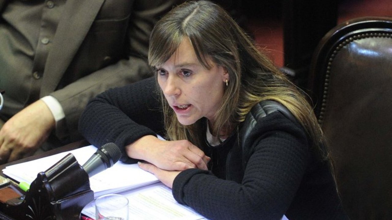 Juliana Di Tullio se refirió al incendio en Canal 13: "Nosotros no nos parecemos"