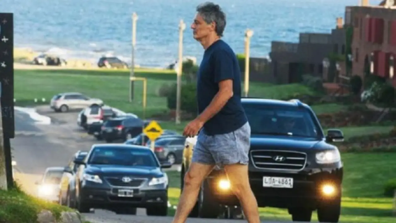 El ministro que se fue a Punta del Este en medio de la crisis del Gabinete
