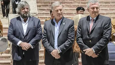 ¿Para quién gobiernan? Aguad anunció que en enero se resolverá que Clarín ingrese al 4G ¿Para quién gobiernan? Aguad anunció que en enero se resolverá que Clarín ingrese al 4G