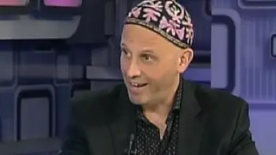 Bergman designó como asesor a un joven de 19 años por casi $70 mil de sueldo Bergman designó como asesor a un joven de 19 años por casi $70 mil de sueldo
