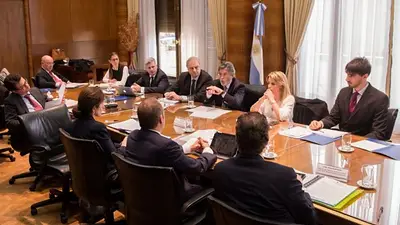 Desplazan a una funcionaria por "tener vínculos con el kirchnerismo" Desplazan a una funcionaria por "tener vínculos con el kirchnerismo"