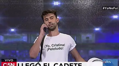 La desopilante parodia de El Cadete sobre el audio de Cristina y Parrilli La desopilante parodia de El Cadete sobre el audio de Cristina y Parrilli