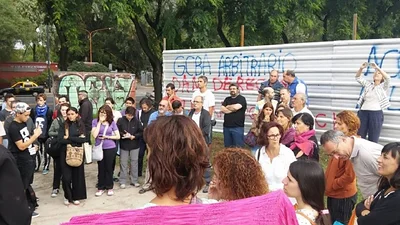 Convocan a un abrazo solidario por un conflicto en una escuela Convocan a un abrazo solidario por un conflicto en una escuela