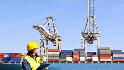 El Gobierno amenaza con abrir más las importaciones si los comercios aumentan precios El Gobierno amenaza con abrir más las importaciones si los comercios aumentan precios