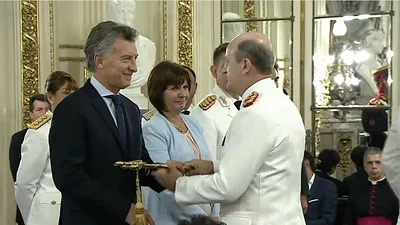 Mientras le hackeaban su Twitter, Bullrich estaba en Casa Rosada con Macri Mientras le hackeaban su Twitter, Bullrich estaba en Casa Rosada con Macri