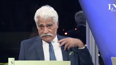 Asís sobre el proyecto económico de Macri: "Es populismo paquete" Asís sobre el proyecto económico de Macri: "Es populismo paquete"