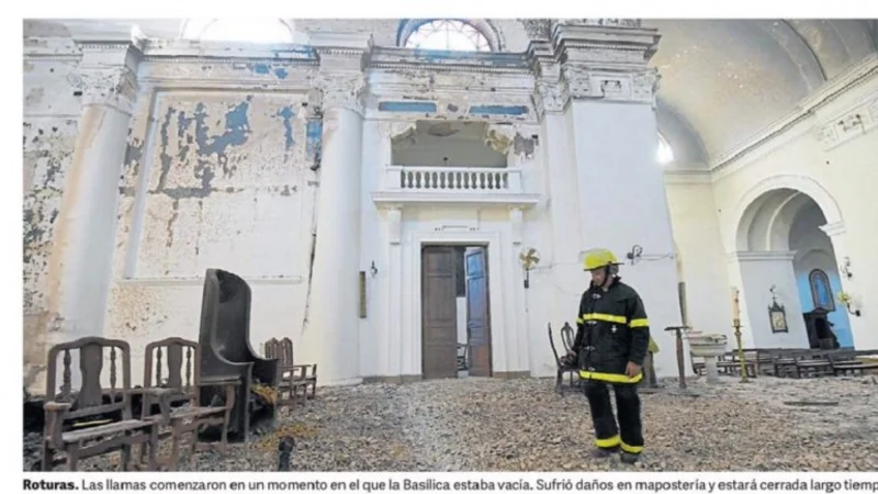 El error geográfico de Clarín sobre el incendio en una Catedral