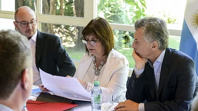 El reto de Clarín a Patricia Bullrich tras el hackeo de su cuenta de Twitter El reto de Clarín a Patricia Bullrich tras el hackeo de su cuenta de Twitter