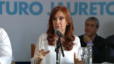 Ventaja de Cristina Kirchner en un escenario electoral bonaerense Ventaja de Cristina Kirchner en un escenario electoral bonaerense