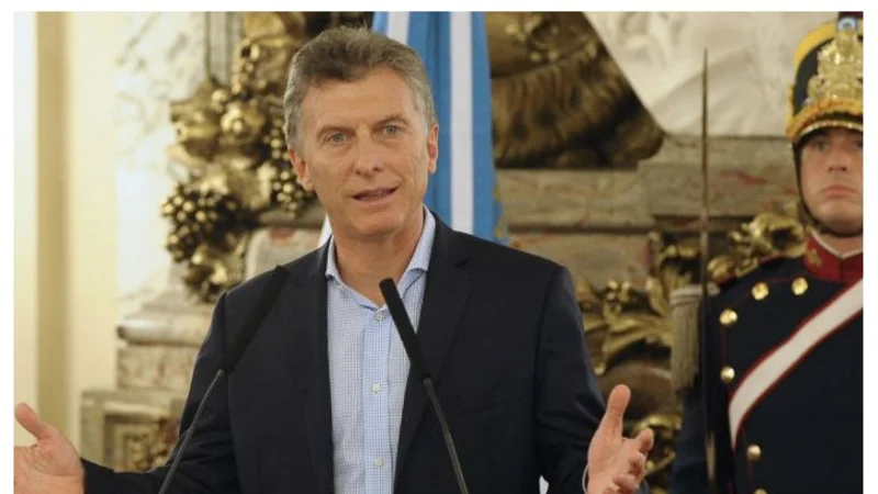 Macri quiso hacer un homenaje y lo culparon de maltrato animal
