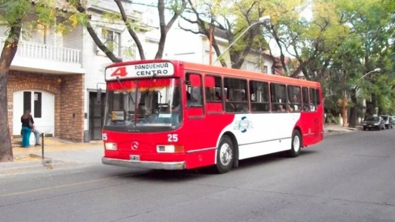 Anuncian los aumentos al transporte: pasaría de 6 a 8 pesos el boleto mínimo