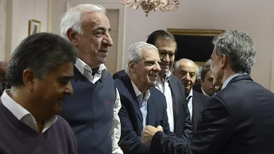 En la previa de la reforma laboral, el Gobierno considera limitar los mandatos de los sindicalistas En la previa de la reforma laboral, el Gobierno considera limitar los mandatos de los sindicalistas