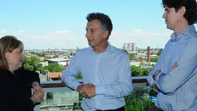 Duggan advirtió sobre un acuerdo electoral entre Macri y Lousteau Duggan advirtió sobre un acuerdo electoral entre Macri y Lousteau