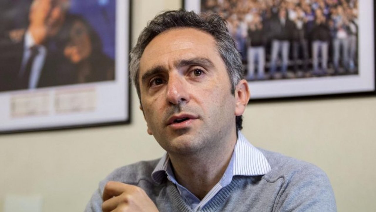Larroque: "Es necesario un acercamiento con Hugo Moyano"
