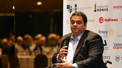 Los diarios Clarín y Nación omitieron el escándalo de Triaca en sus tapas Los diarios Clarín y Nación omitieron el escándalo de Triaca en sus tapas