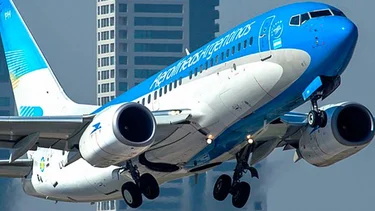 La contundente decisión del gobierno por Aerolíneas 