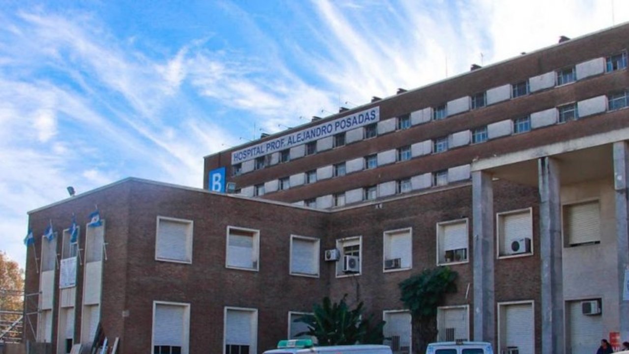 Villa Tesei: murió una mujer al caer de un octavo piso y detuvieron a su pareja