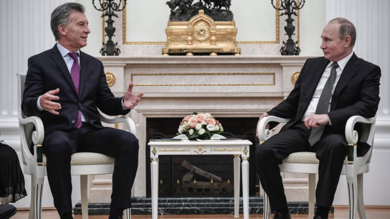 Macri se reune con Putin e invitó a "invertir" en Argentina